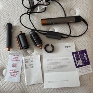 Dyson Airwrap Long perfect condition